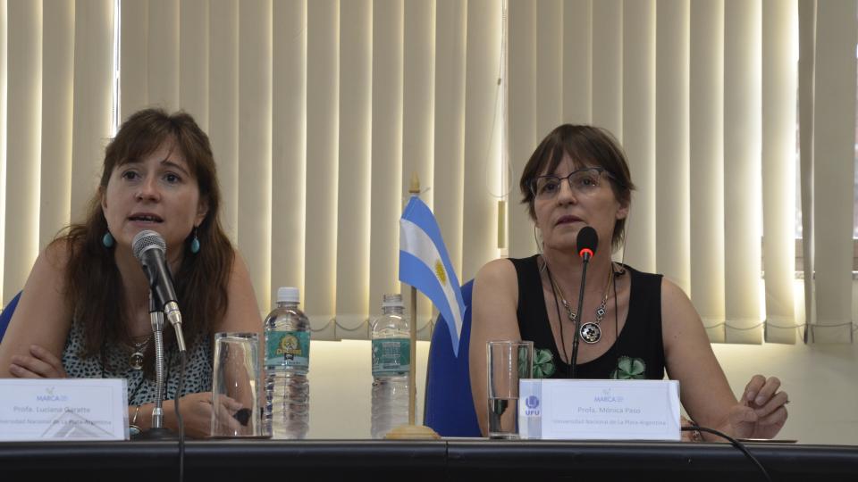 Luciana Garatte e Mónica Paso, professoras da Universidad Nacional de La Plata, da Argentina (foto: Marco Cavalcanti)