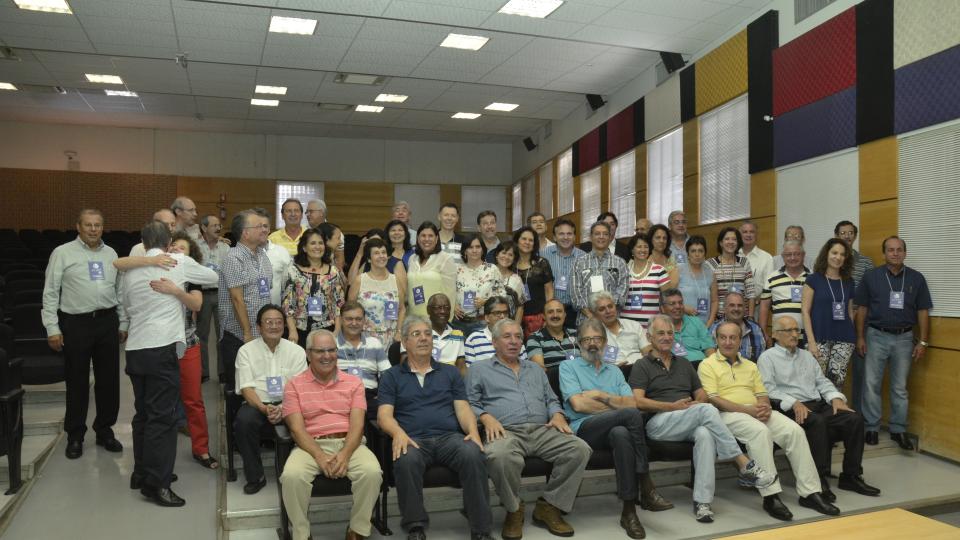 Comemorações de 35 anos da formatura de engenheiros da UFU (foto: Milton Santos)