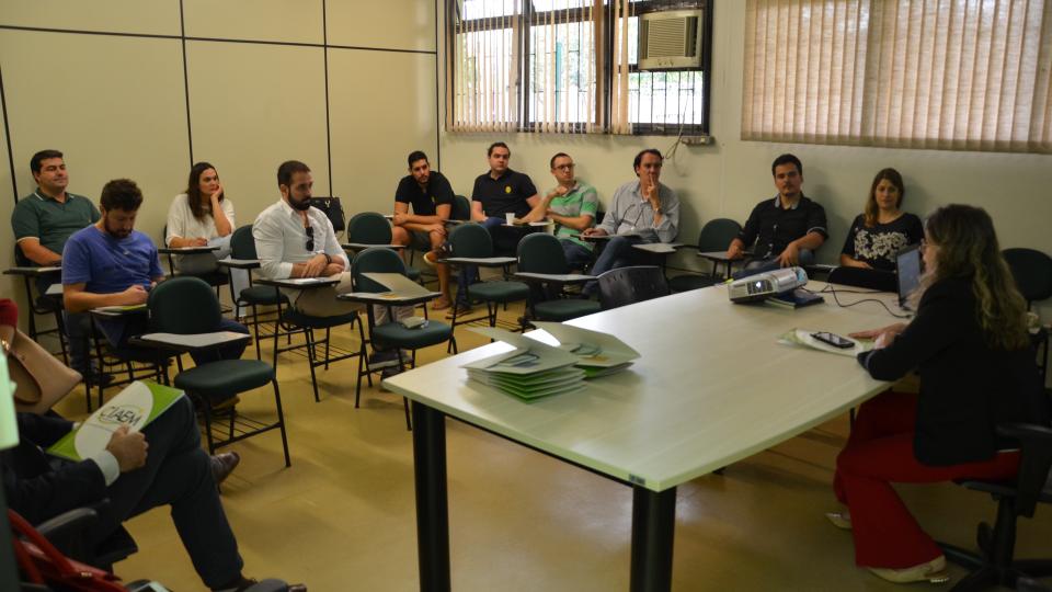 O evento ocorreu na sala de Reuniões do Centro de Incubação de Atividades Empreendedoras (Foto: Milton Santos)