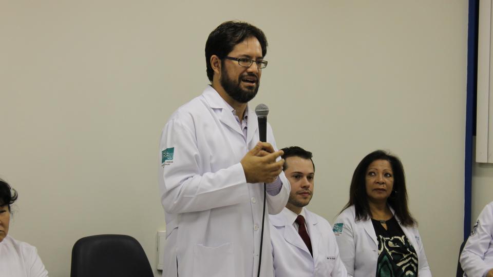 Professor Sérgio Cardoso, diretor em exercíco da Faculdade de Odontologia e coordenador do curso de graduação em Odontologia.