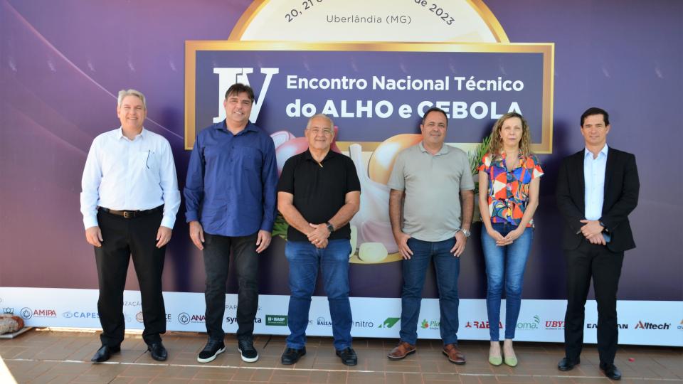 IV Encontro Nacional Técnico Alho e Cebola (Milton Santos)