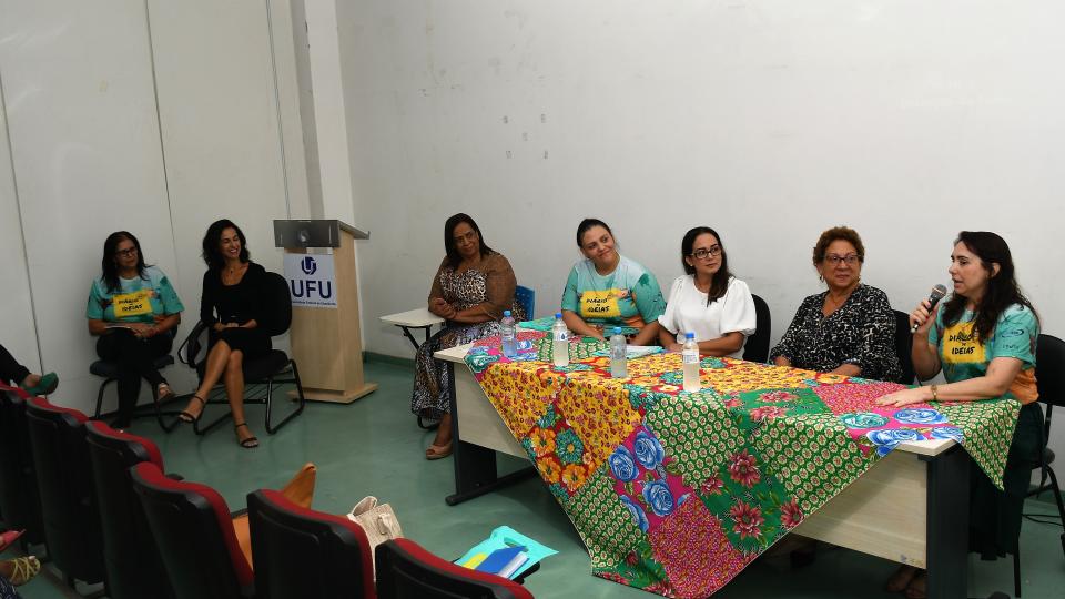 Evento de lançamento dos produtos que compõem a metodologia Diário de Ideias (Milton Santos)