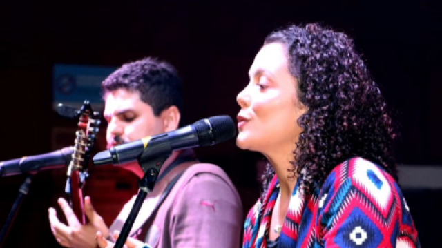 Sinhô Passarim &amp; Flor Bunita, no Festival de MPB Tremembé (SP). (Foto: @passarimeflor)