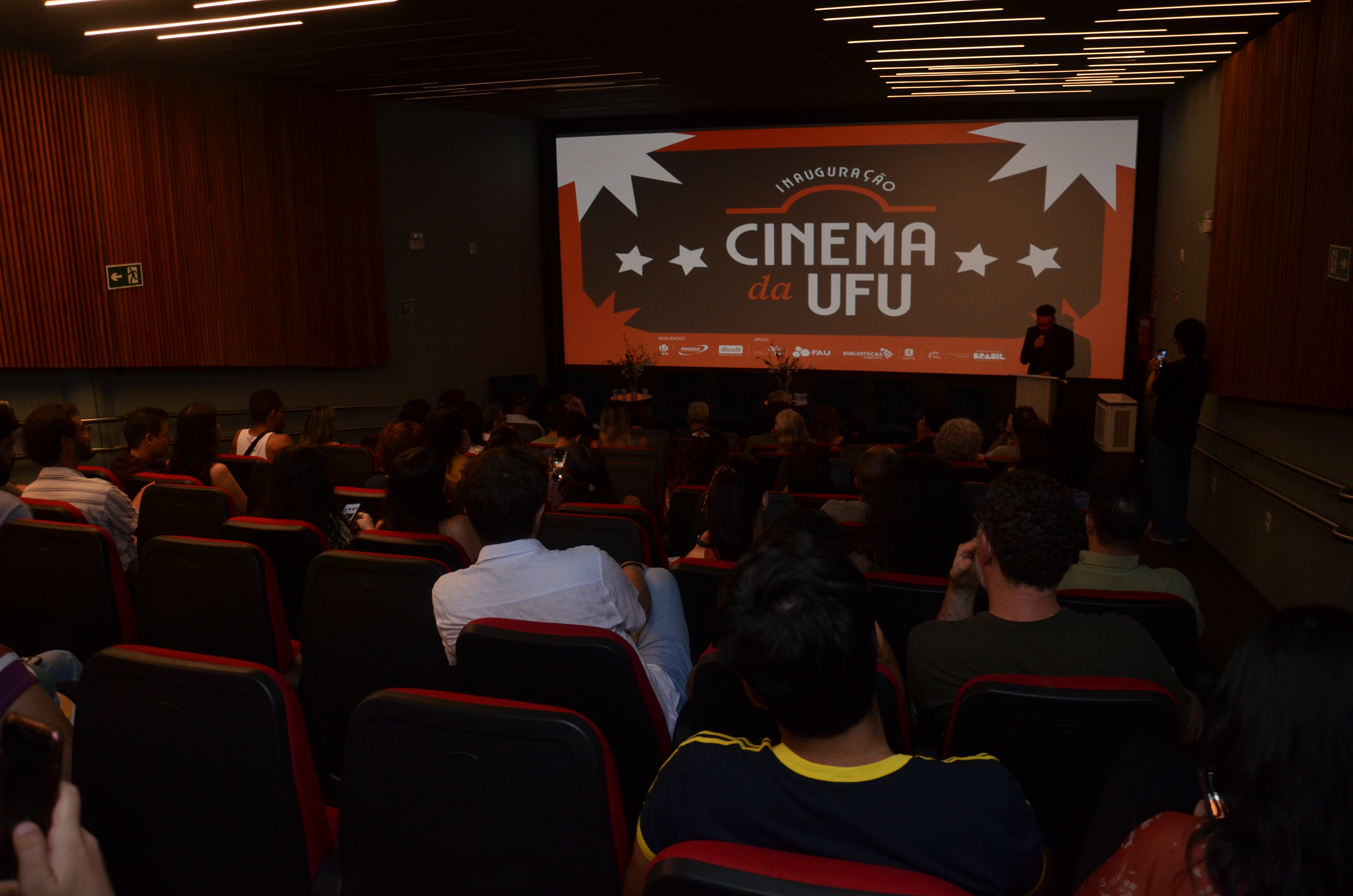 Inauguração do Cinema da UFU (Milton Santos)