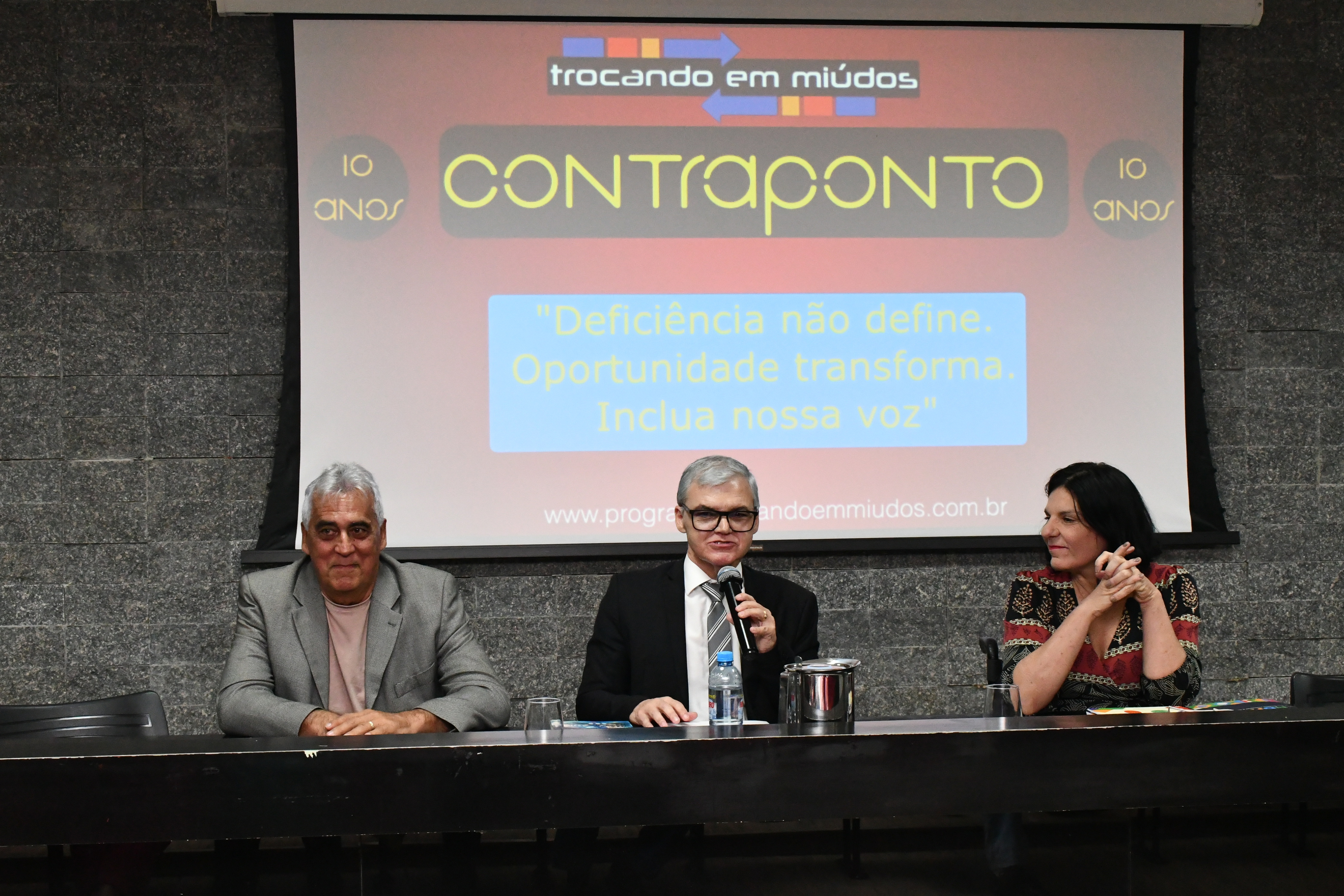 'Contraponto' do programa 'Trocando em Miúdos' completa 10 anos com gravação especial 