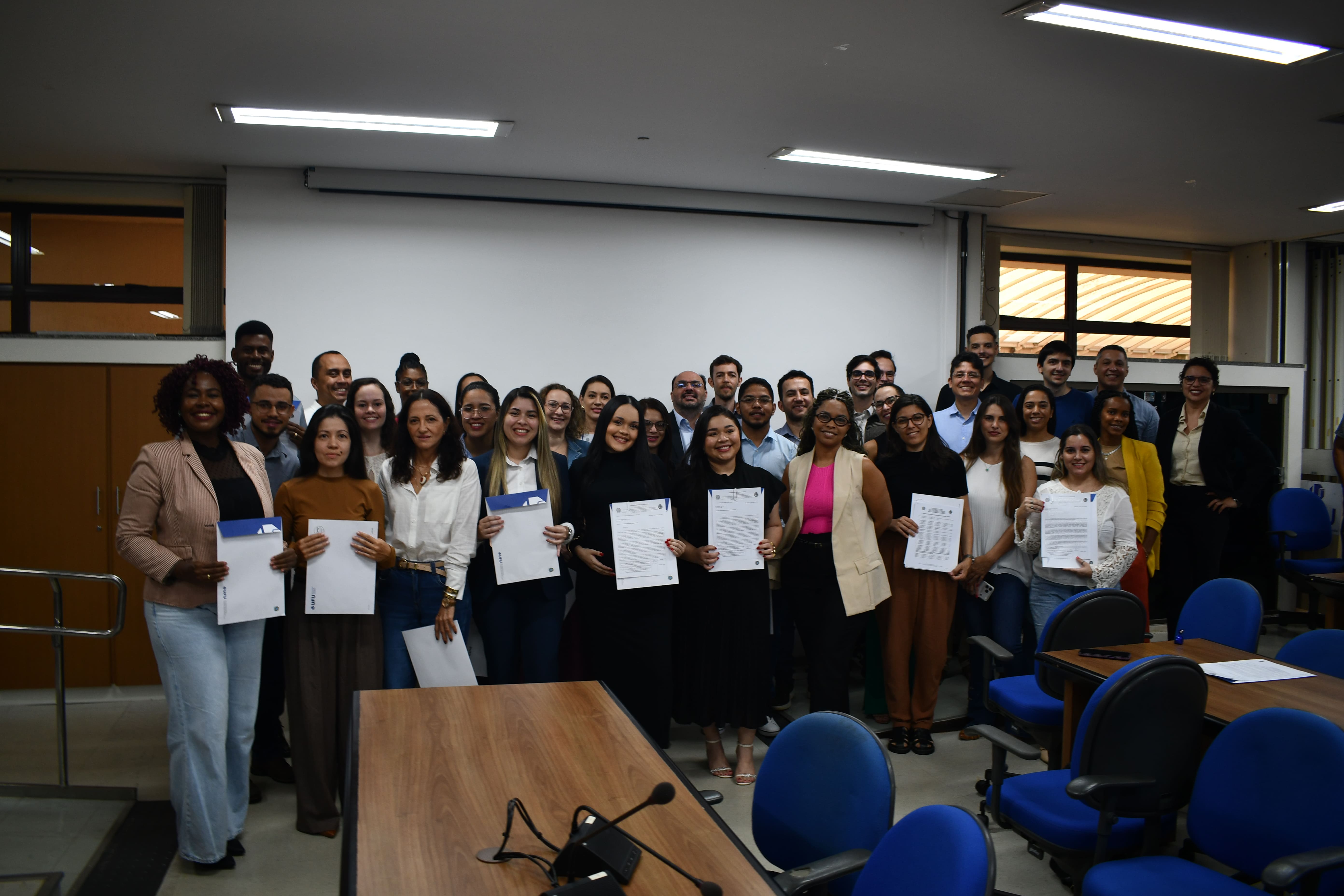 Posse novos servidores