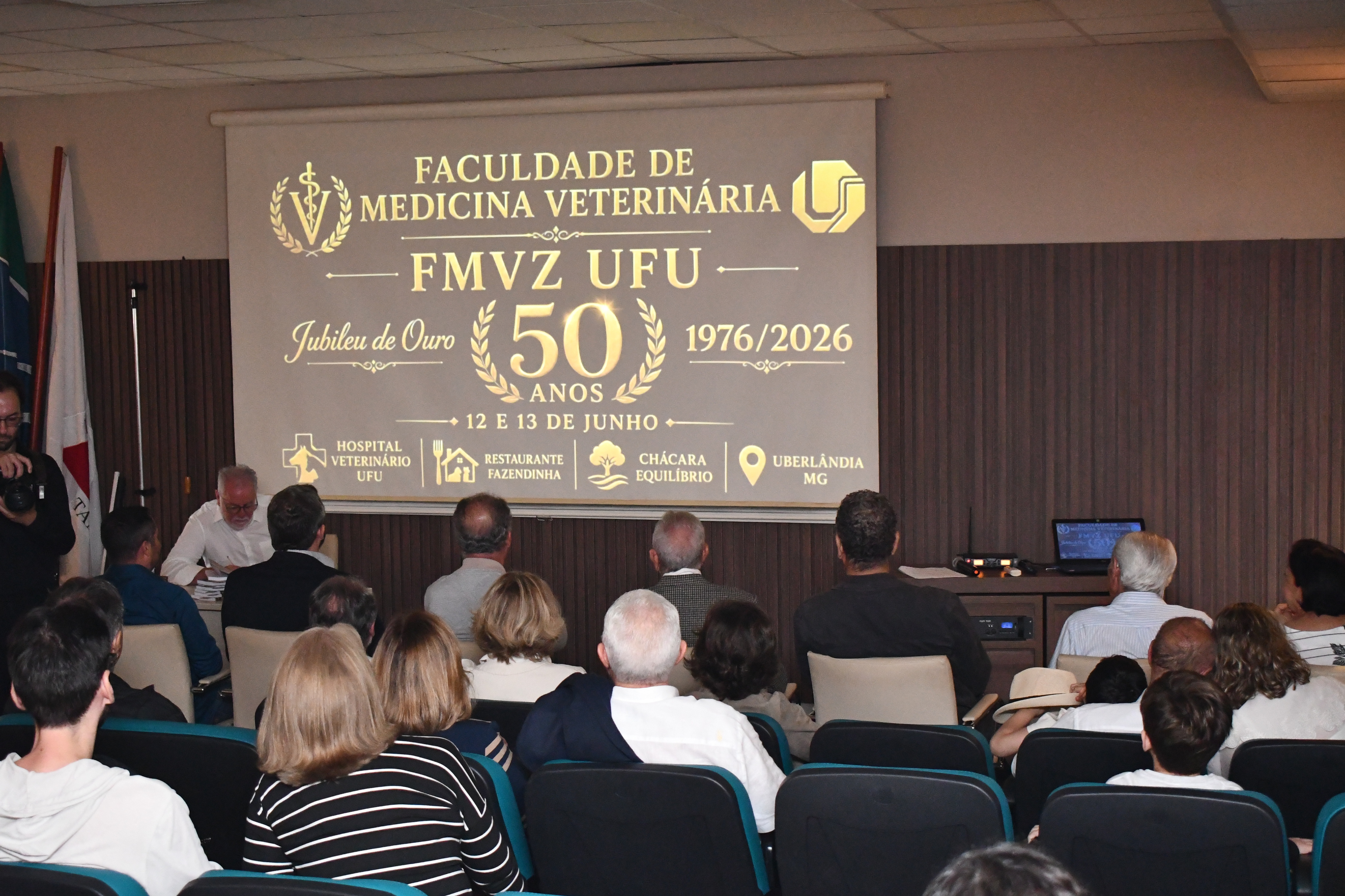 50 anos da formatura da primeira turma de Medicina Veterinária UFU (Milton Santos)