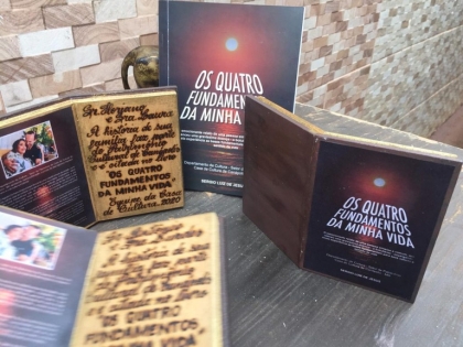 Livro descreve batalha de paciente para se curar do botulismo (foto: divulgação)