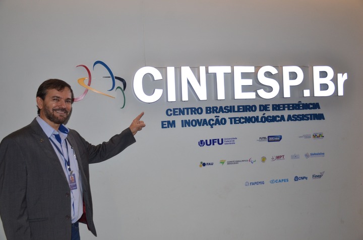 Cleudmar Amaral de Araújo