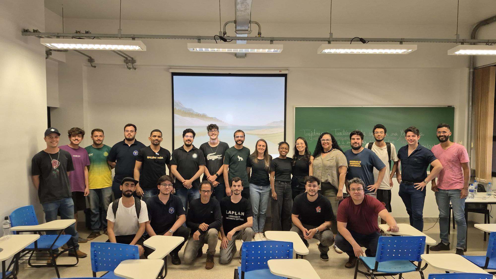 Foto turma professora Monte Carmelo