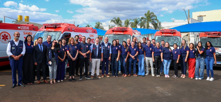 Ministério da Saúde durante a entrega das ambulâncias para o SAMU em Uberlândia