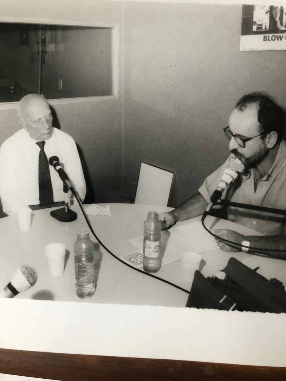 Registro da entrevista de Marcio Alvarenga com o deputado Ullysses Guimarães, uma das últimas do político antes da sua morte em 1992