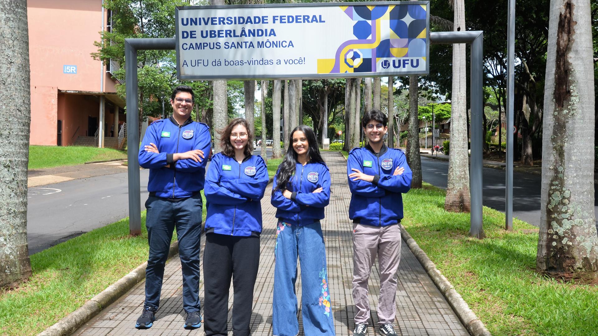 Alunos da UFU fazem história e vencem competição da Nasa