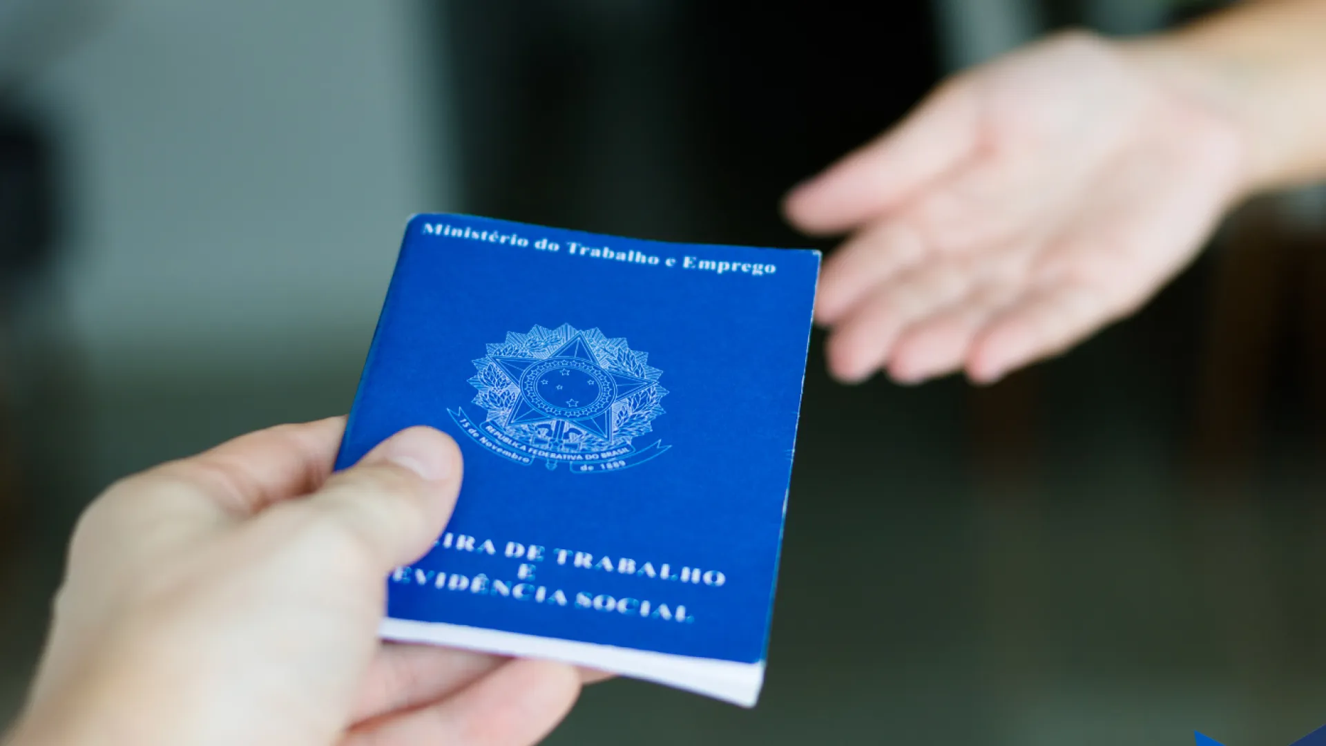 Uberlândia reverte dois meses de saldo negativo no emprego; MEIs e Microempresas lideram contratações