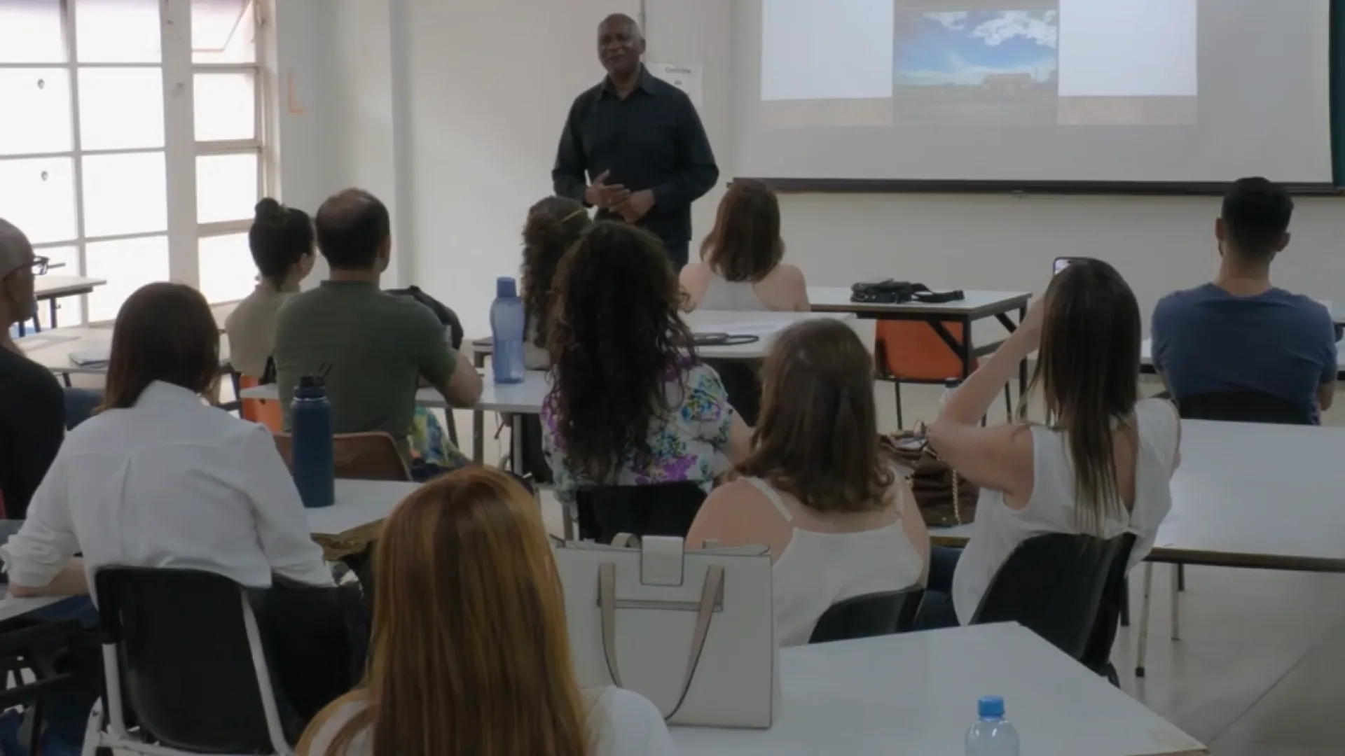 QUALI-UFU 2026: Universidade oferece auxílio de até R$ 1.400 mensais para qualificação de servidores