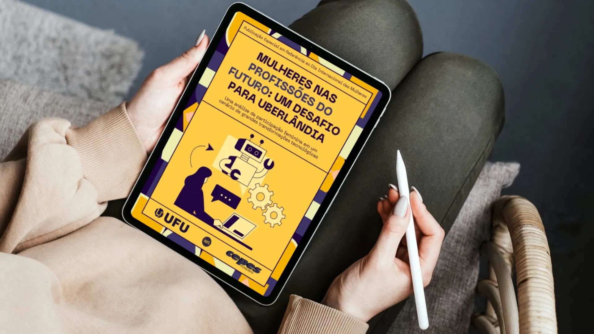 Mulheres nas profissões do futuro, publicação do CEPES/UFU