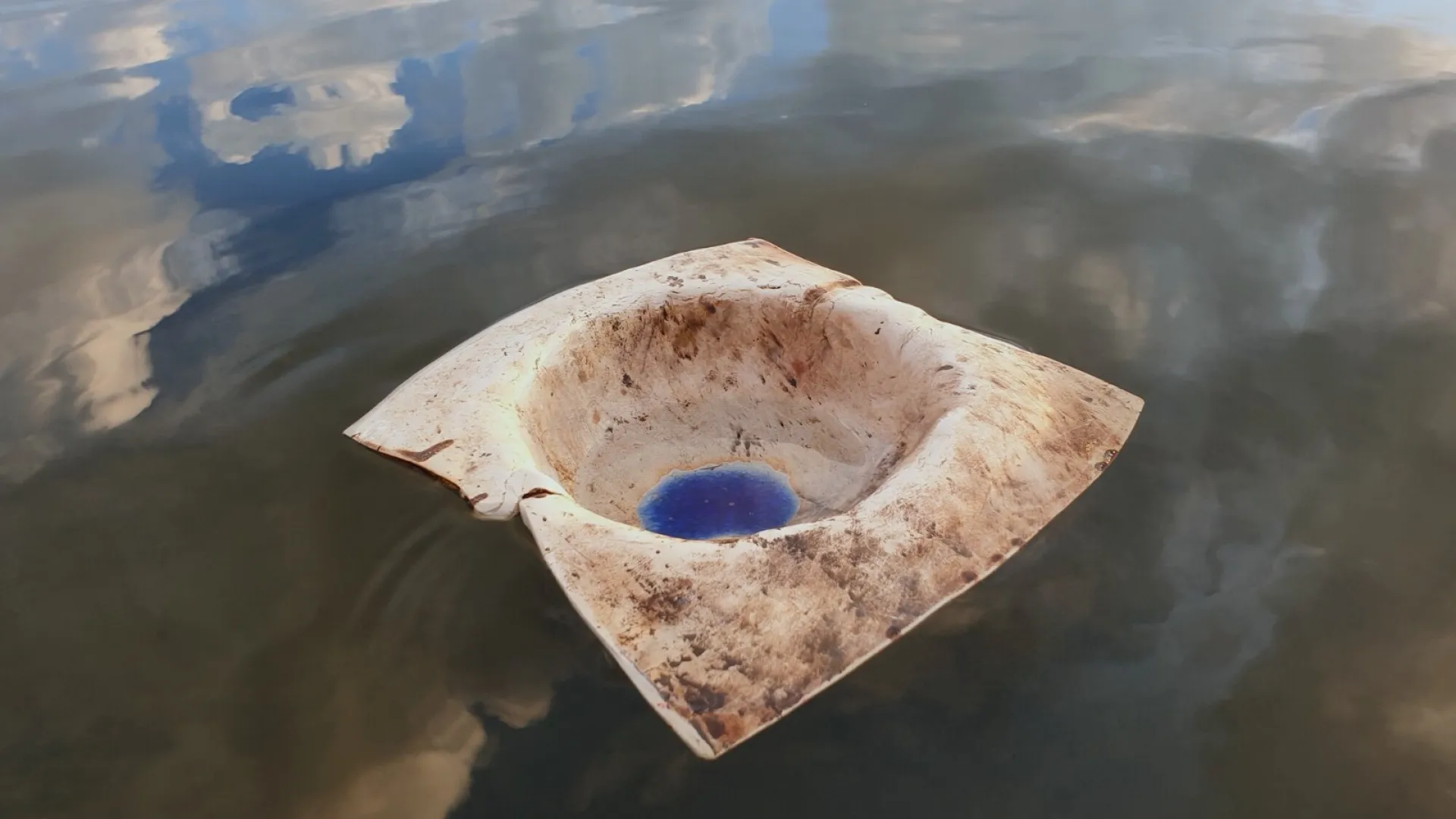 Obra 'Azul Vidrado', de Marcia Bianchi. (Imagem: divulgação)