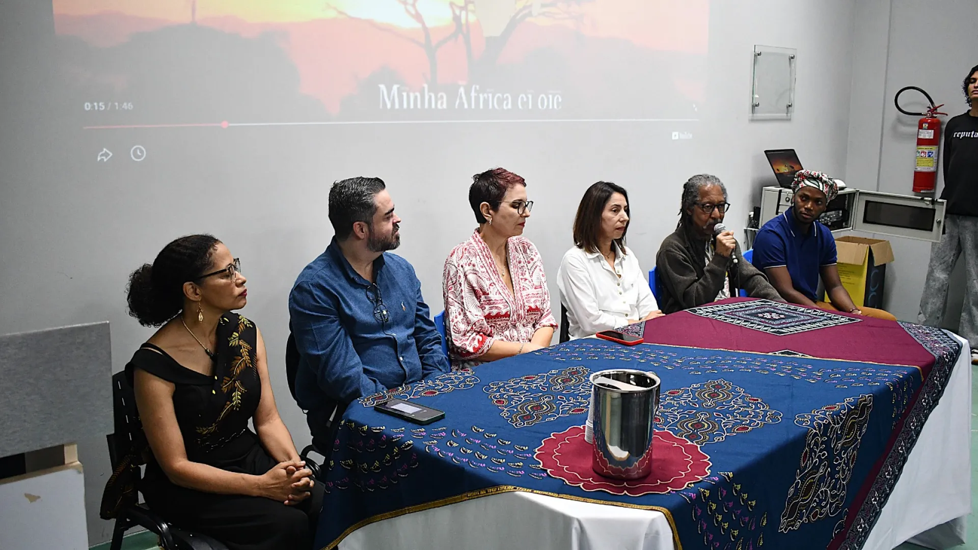 Resgate às raízes e união entre nações destacam a abertura da Semana da África 