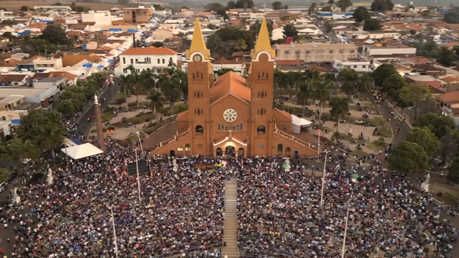 Participe de pesquisa de doutorado sobre gestão da Festa de Romaria