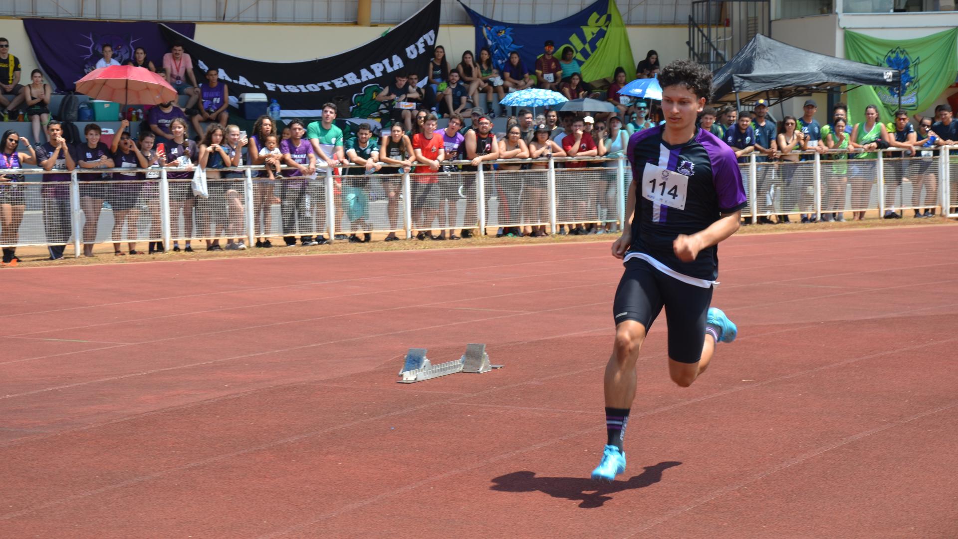 Rafael Fumero em ação, no momento da corrida