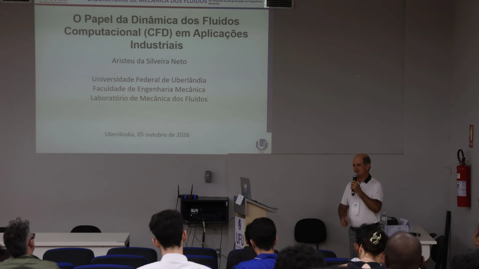 Palestra do professor Aristeu da Silveira Neto