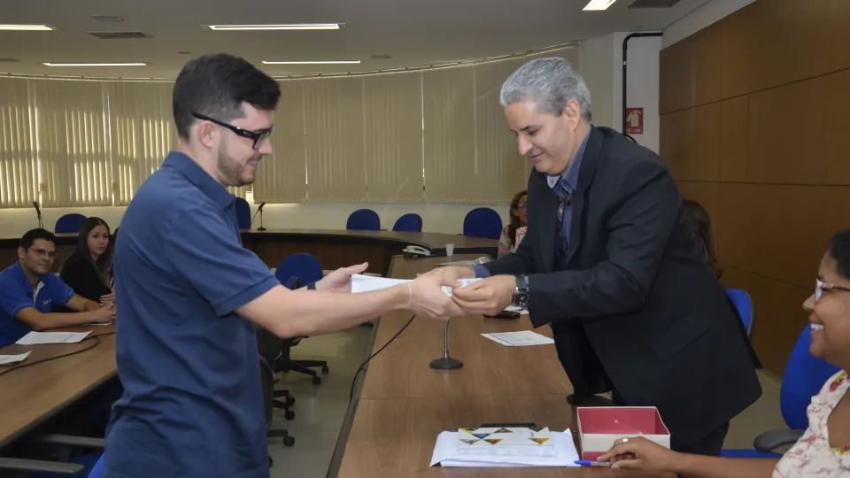 Posse dos novos servidores  Foto: Milton Santos