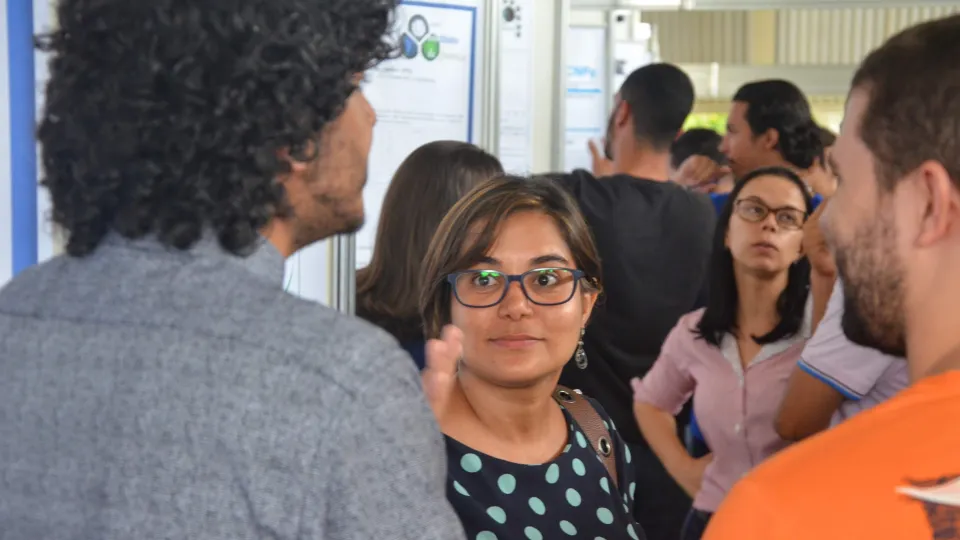 Exposição dos trabalhos ocorreu no Centro Esportivo Universitário da UFU (Foto: Marco Cavalcanti)