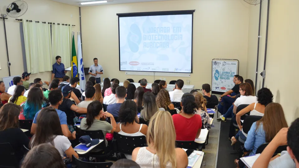 Programação aconteceu no Salão do Sindicato Rural de Patos (Foto: Milton Santos)