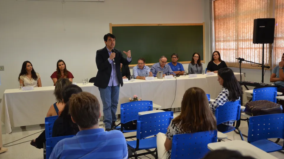 Recepção no Campus Monte Carmelo foi realizada no bloco 1BMC, na Unidade Araras  (foto: Milton Santos)