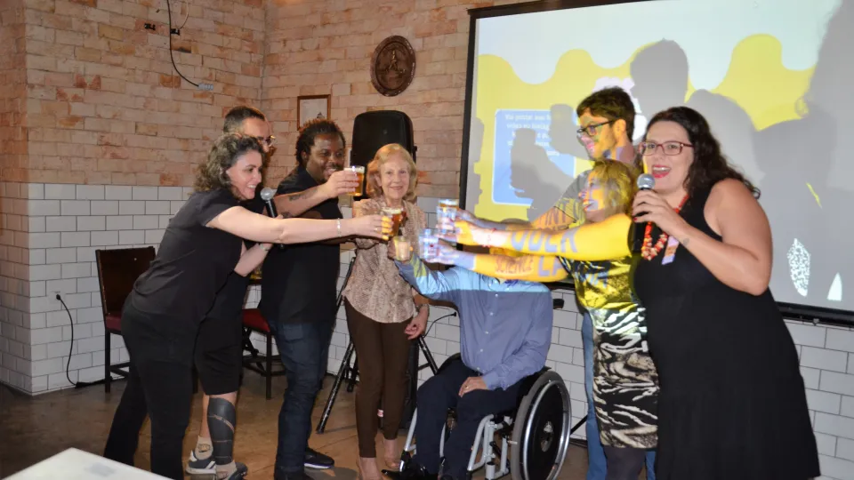 Pint of Science realizado na terça-feira, 8/11, no bar Libertas (fotos: Milton Santos)