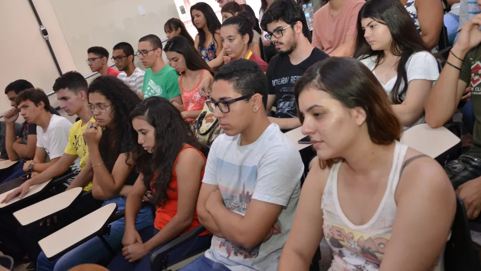 Cerimônia ocorreu no Auditório do Prédio dos Pavonianos (Foto: Milton Santos)