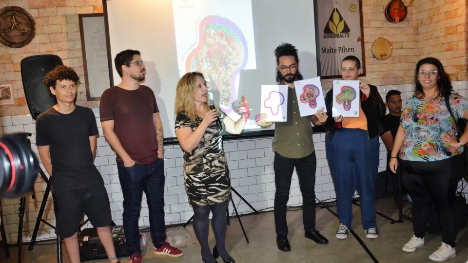 Pint of Science realizado na terça-feira, 8/11, no bar Libertas (fotos: Milton Santos)