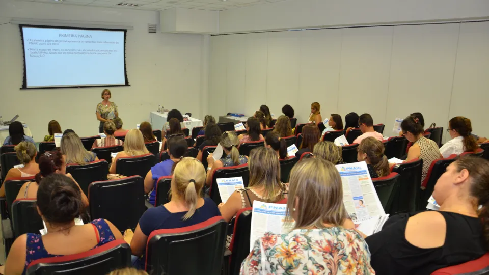 Encontro acontece no Campus Santa Mônica (Foto: Milton Santos) 