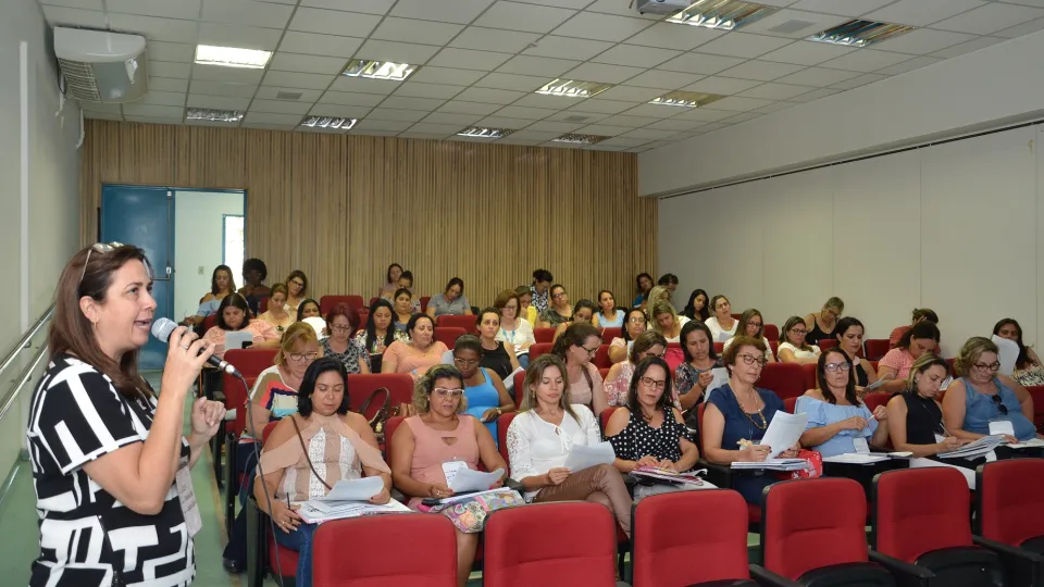 Segundo dia do Pnaic, que  acontece no Campus Santa Mônica (Foto: Milton Santos) 