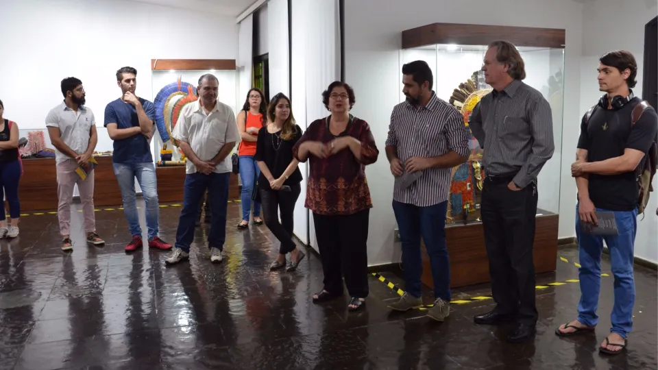 Visitantes marcam presença em amostra no Museu (Foto: Milton Santos)
