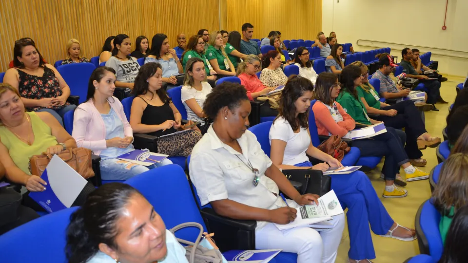 Evento acontece no Bloco 5R, do Campus Santa Mônica da UFU (Foto: Milton Santos)