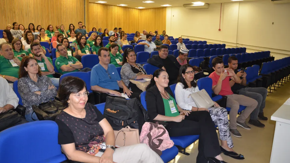 Evento acontece no Bloco 5R, do Campus Santa Mônica da UFU (Foto: Milton Santos)