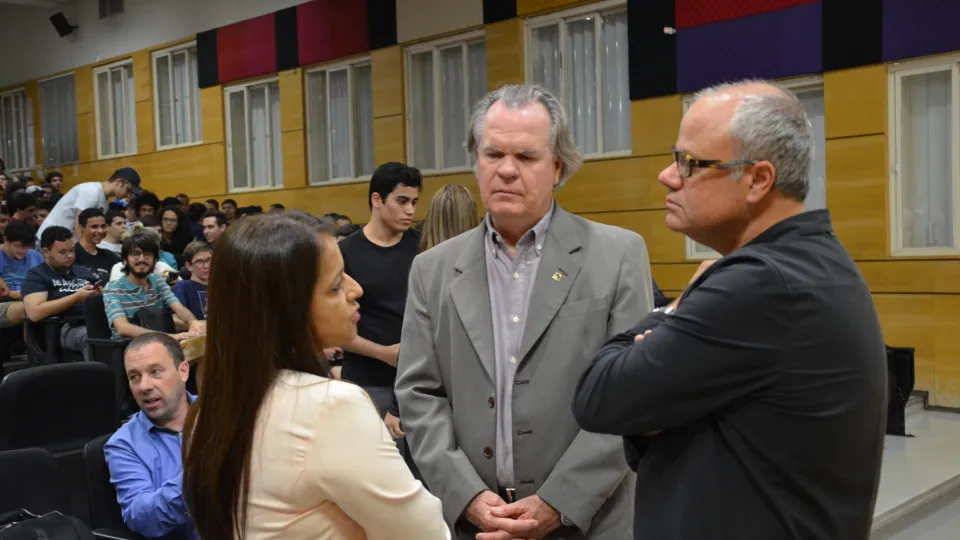 Evento aconteceu no Anfiteatro do Bloco 3Q (Foto: Milton Santos)