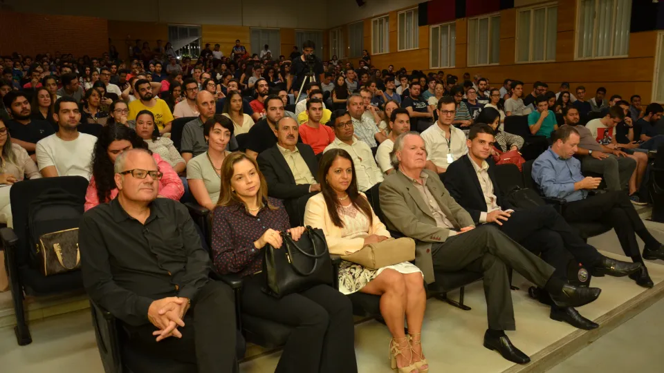 Evento aconteceu no Anfiteatro do Bloco 3Q (Foto: Milton Santos)