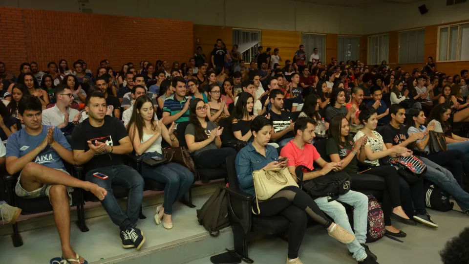 Evento aconteceu no Anfiteatro do Bloco 3Q (Foto: Milton Santos)