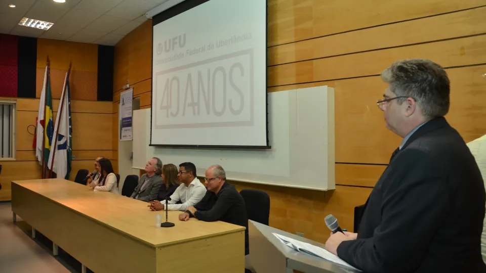 Evento aconteceu no Anfiteatro do Bloco 3Q (Foto: Milton Santos)