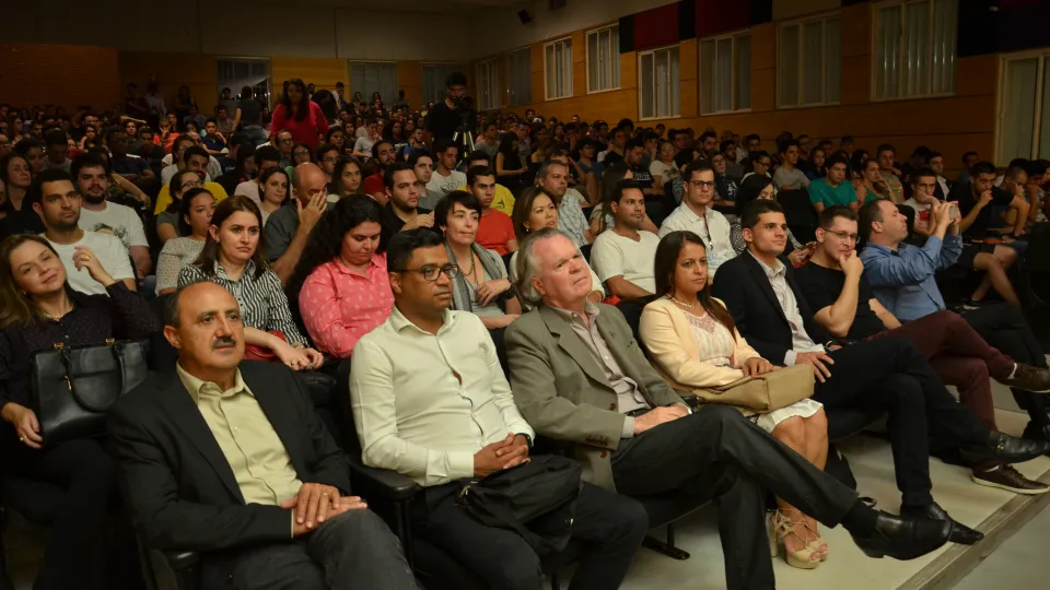 Evento aconteceu no Anfiteatro do Bloco 3Q (Foto: Milton Santos)