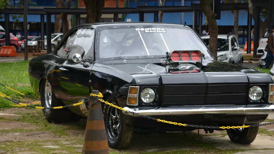A programação ocorre na praça em frente aos Blocos 1J e 3Q (Foto: Milton Santos)