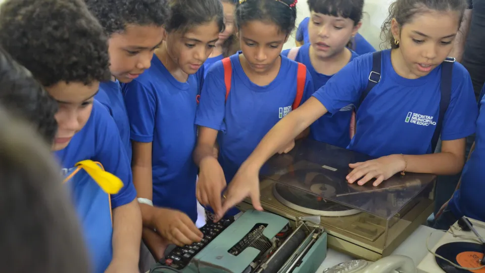 O Público principal são os estudantes de ensino fundamental e médio, mas o evento é aberto (foto: Marco Cavalcanti)