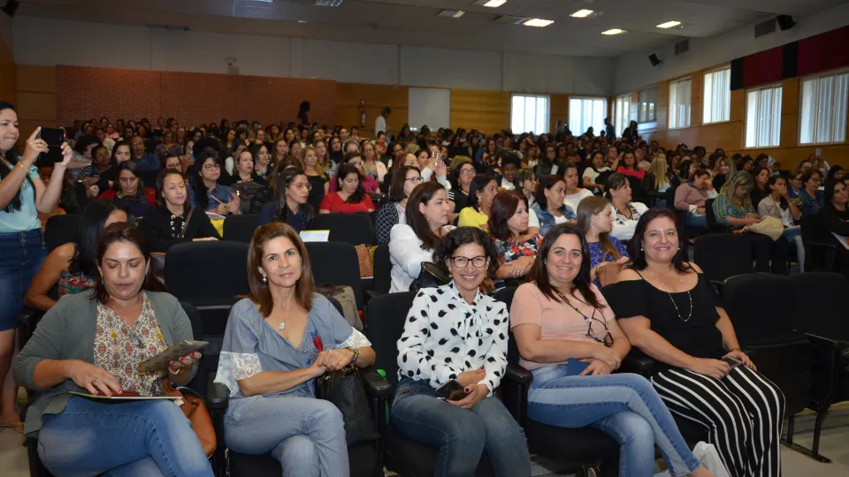 Abertura do evento aconteceu no Anfiteatro do Bloco 3Q (Foto: Milton Santos)