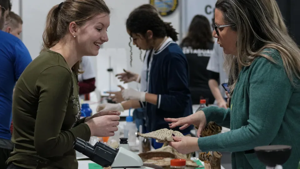A 75ª Reunião Anual da SBPC está sendo realizada na UFPR (fotos: Marco Cavalcanti/UFU)