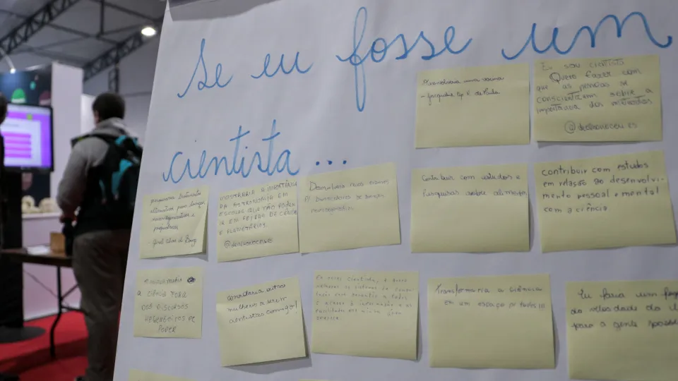 A 75ª Reunião Anual da SBPC está sendo realizada na UFPR (fotos: Marco Cavalcanti/UFU)