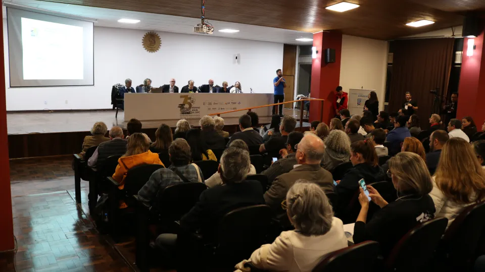 A 75ª Reunião Anual da SBPC está sendo realizada na UFPR (fotos: Marco Cavalcanti/UFU)