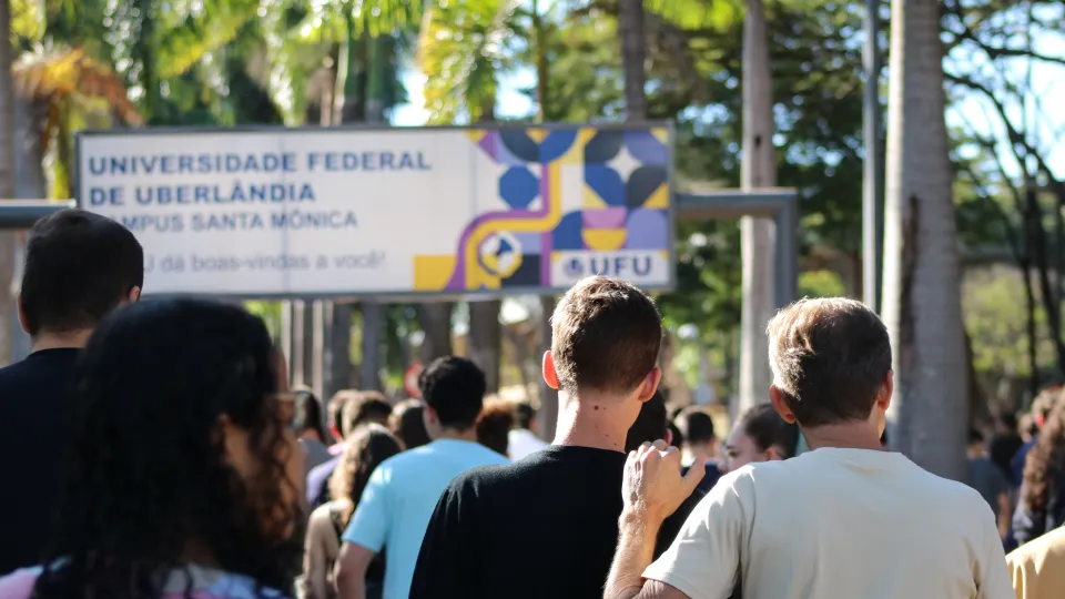 20.200 candidatos compareceram para realizar as provas do Vestibular UFU 2023-2 (foto: Marco Cavalcanti)