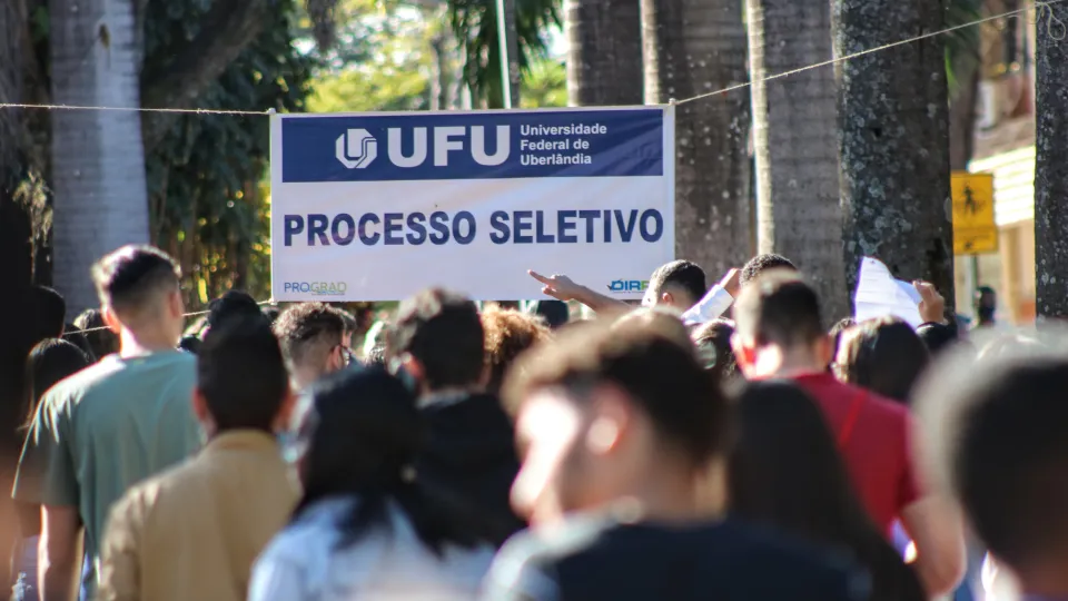 20.200 candidatos compareceram para realizar as provas do Vestibular UFU 2023-2 (foto: Marco Cavalcanti)